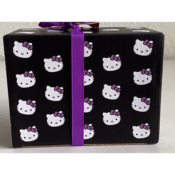 Hello Kitty Halloween Broom Pumpkin Witch Broom Ceramic  Salt Pepper Shakers NEW - Picture 5 of 9